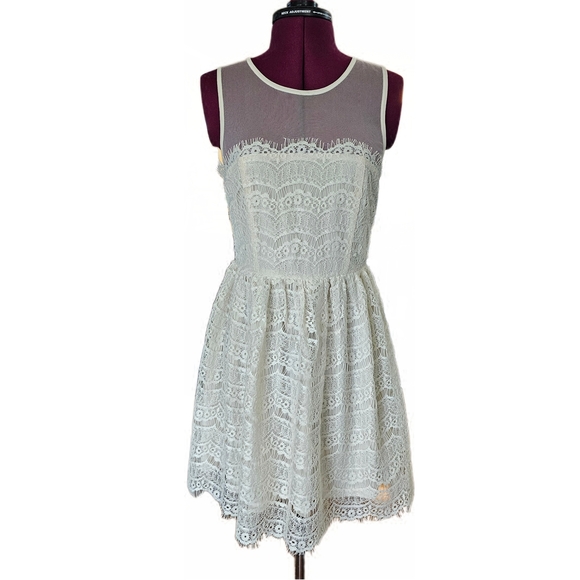 En Creme From Nordstrom Cream Lace Sheer Midi Dress NWT - Picture 2 of 16